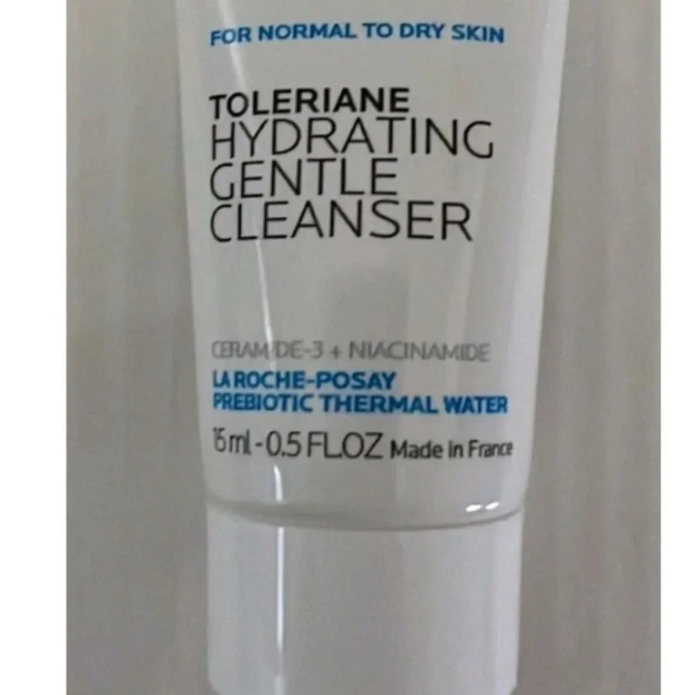 La Roche-Posay Toleriane Hydrating Gentle Cleanser Mini Travel Try It Size Lady